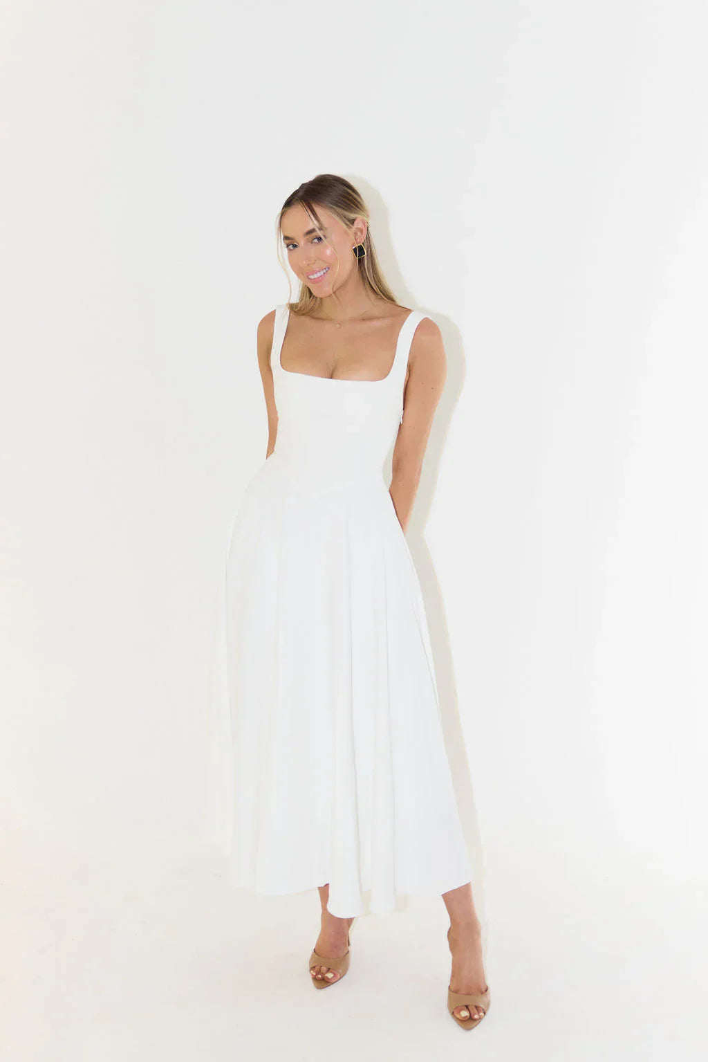 Solivière Elegancka sukienka midi