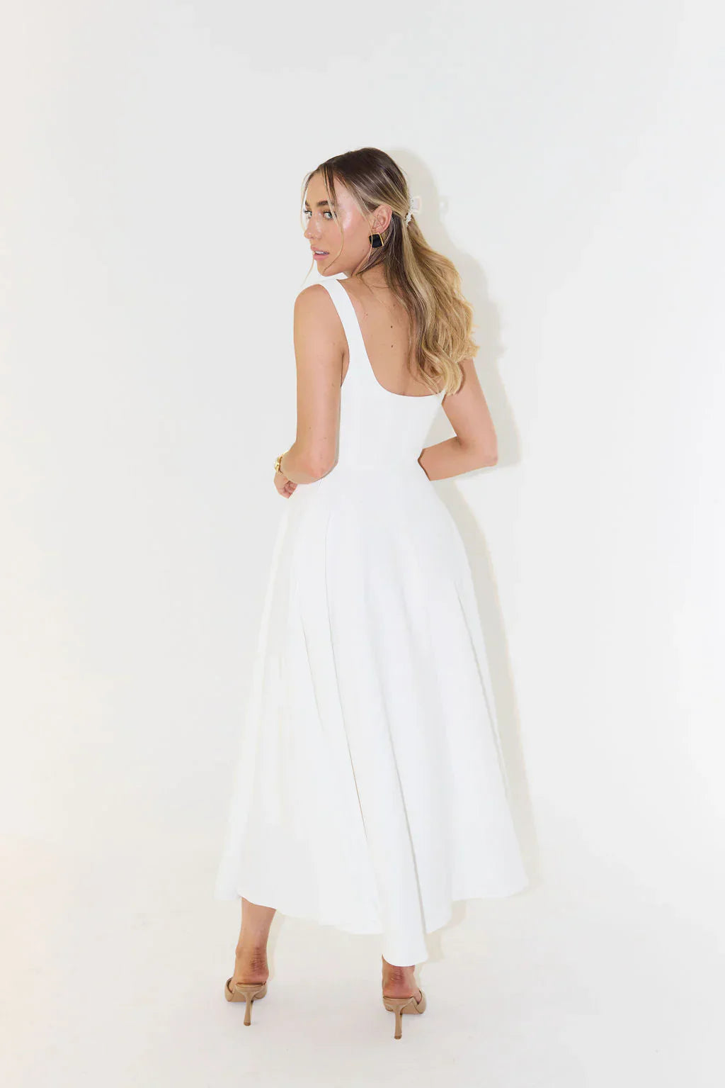 Solivière Elegancka sukienka midi