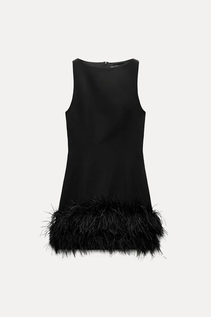 Sukienka mini Celine z piórami