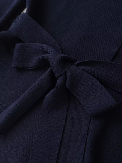 Sweter Avery z wiązaniem