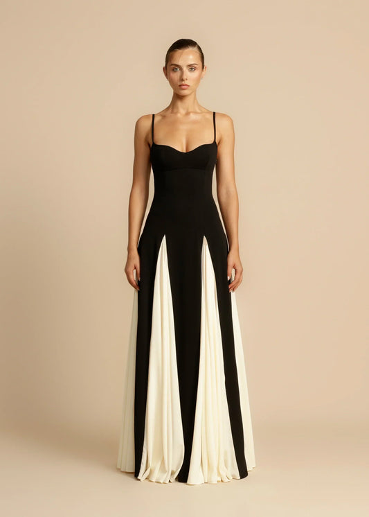 Sukienka bodycon Roxanne modelująca
